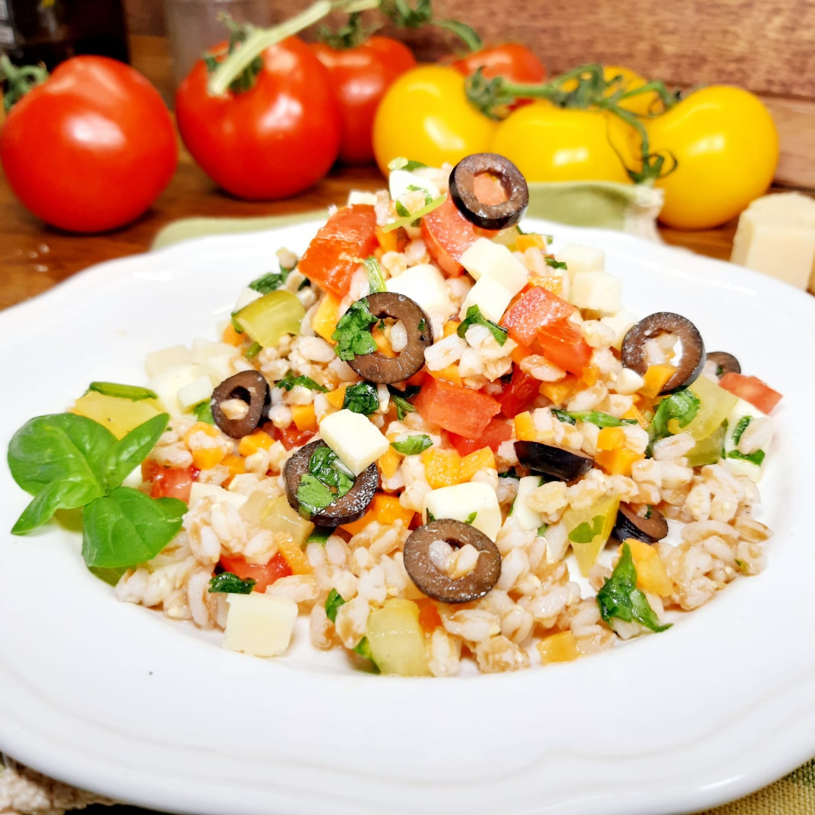 insalata di farro ai sapori dell'orto