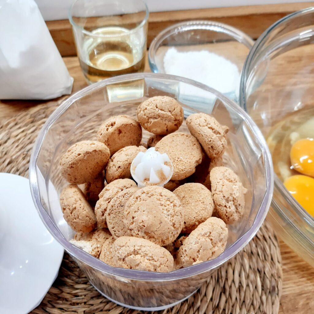 torta agli amaretti