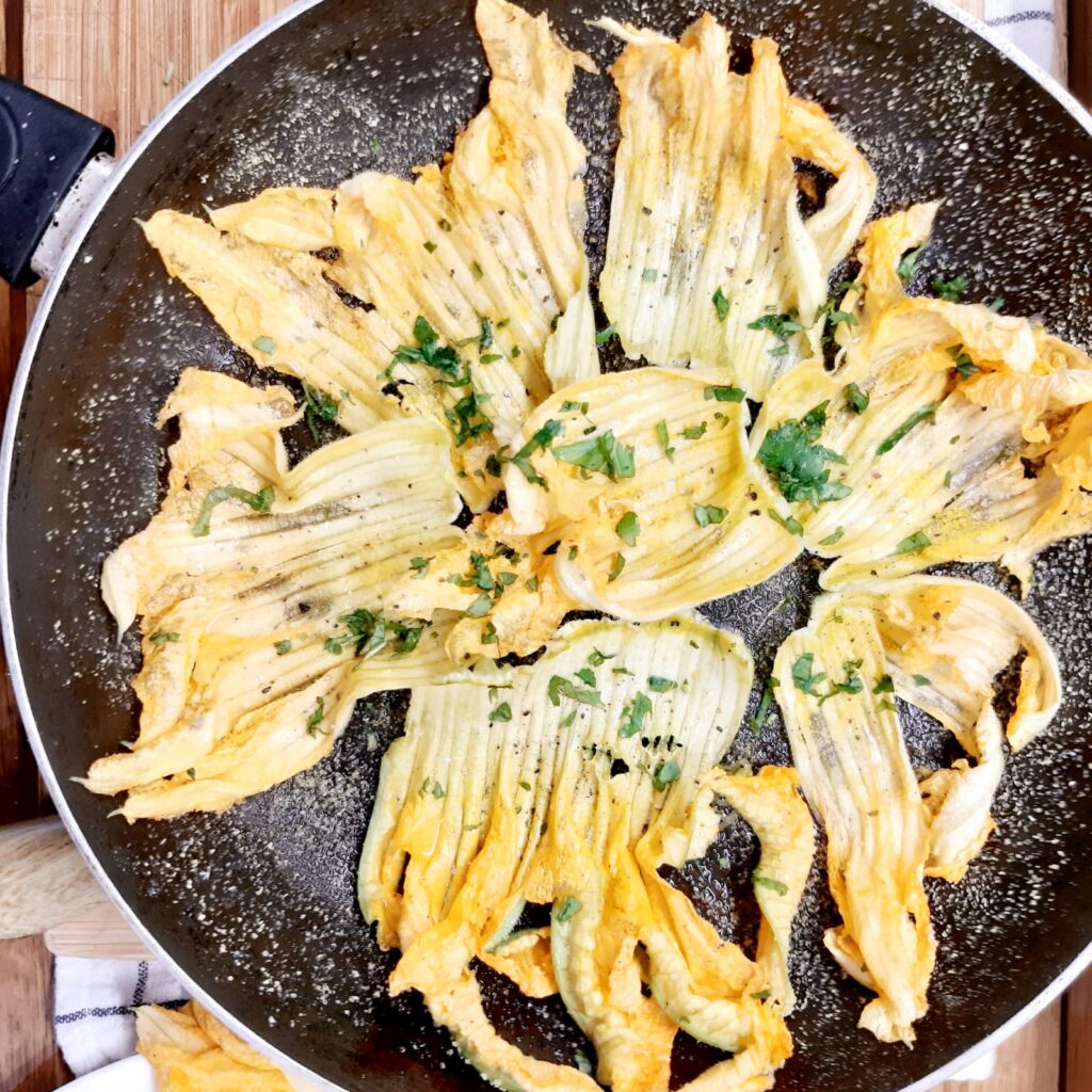 frittata di fiori di zucca farcita