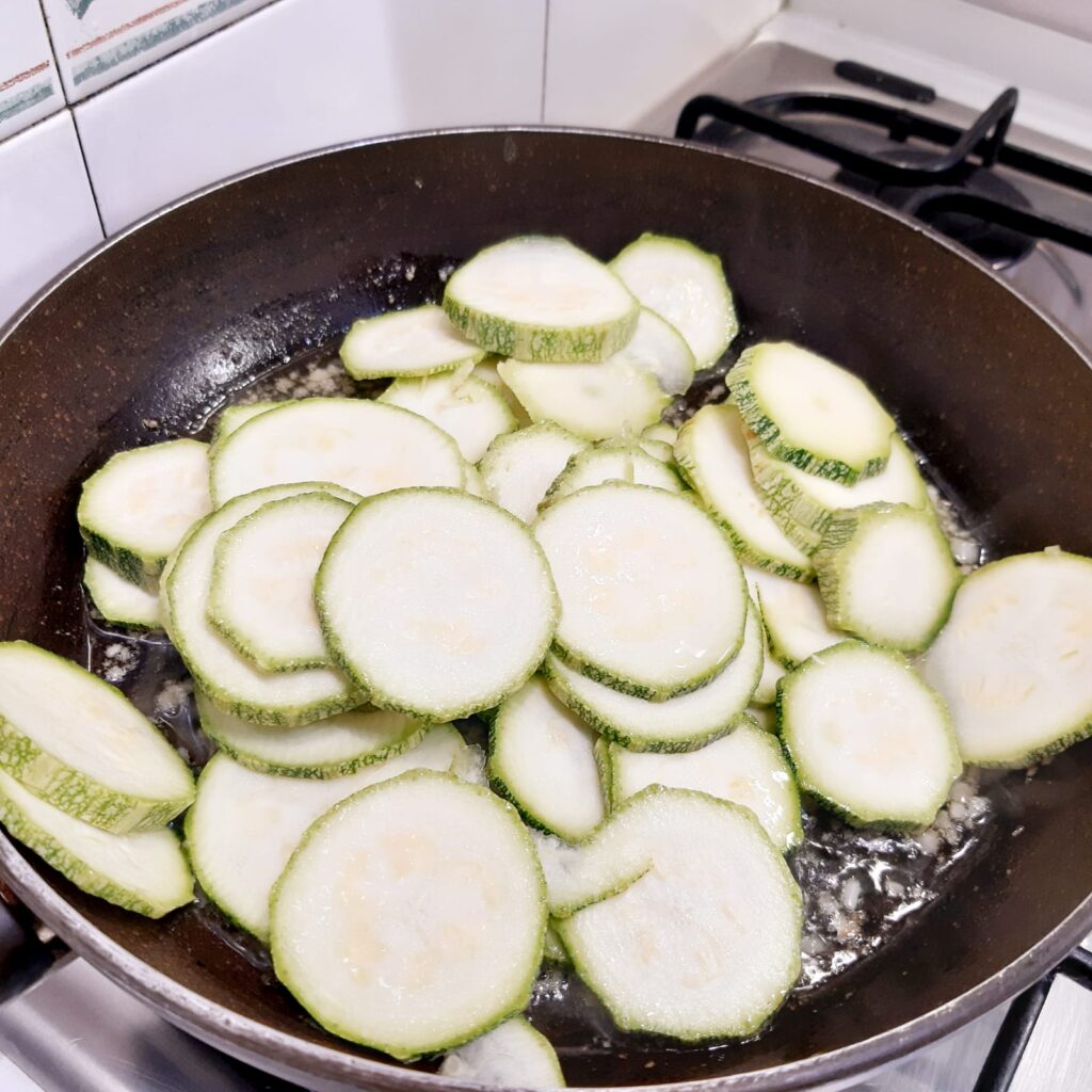 frittata di fiori di zucca farcita