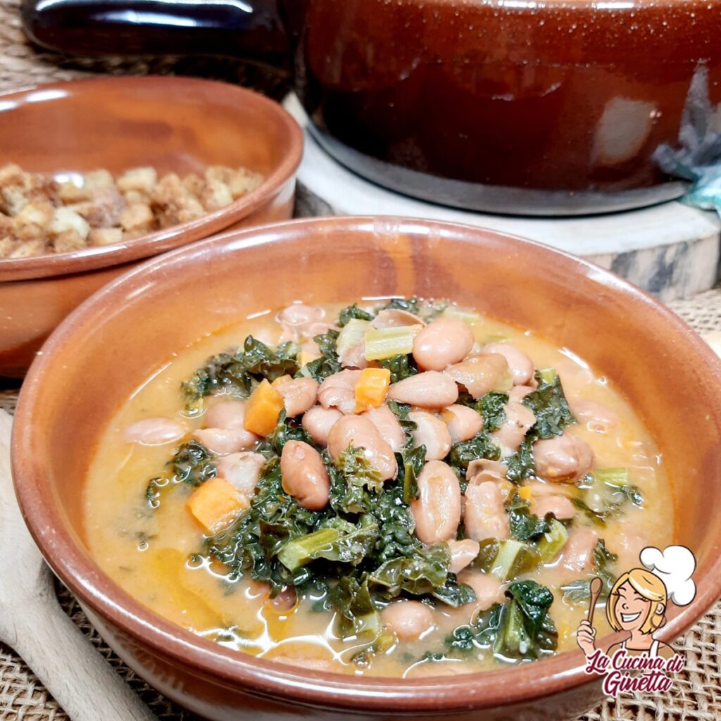 zuppa contadina con fagioli e cavolo nero