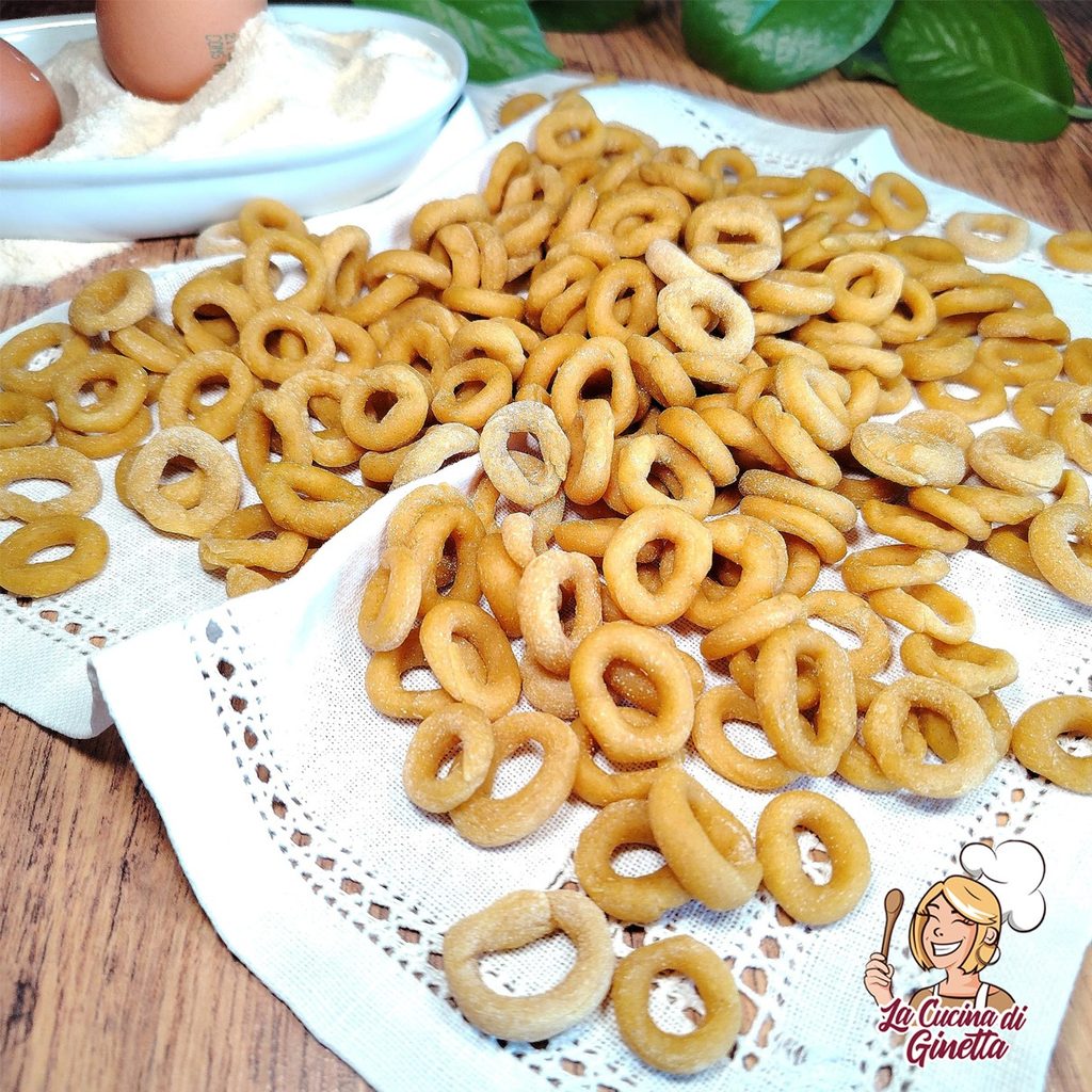 ANELLETTI DI PASTA ALL'UOVO
